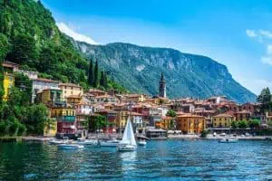 From Milan: Lake Como, Bellagio, and Varenna Guided Day Trip